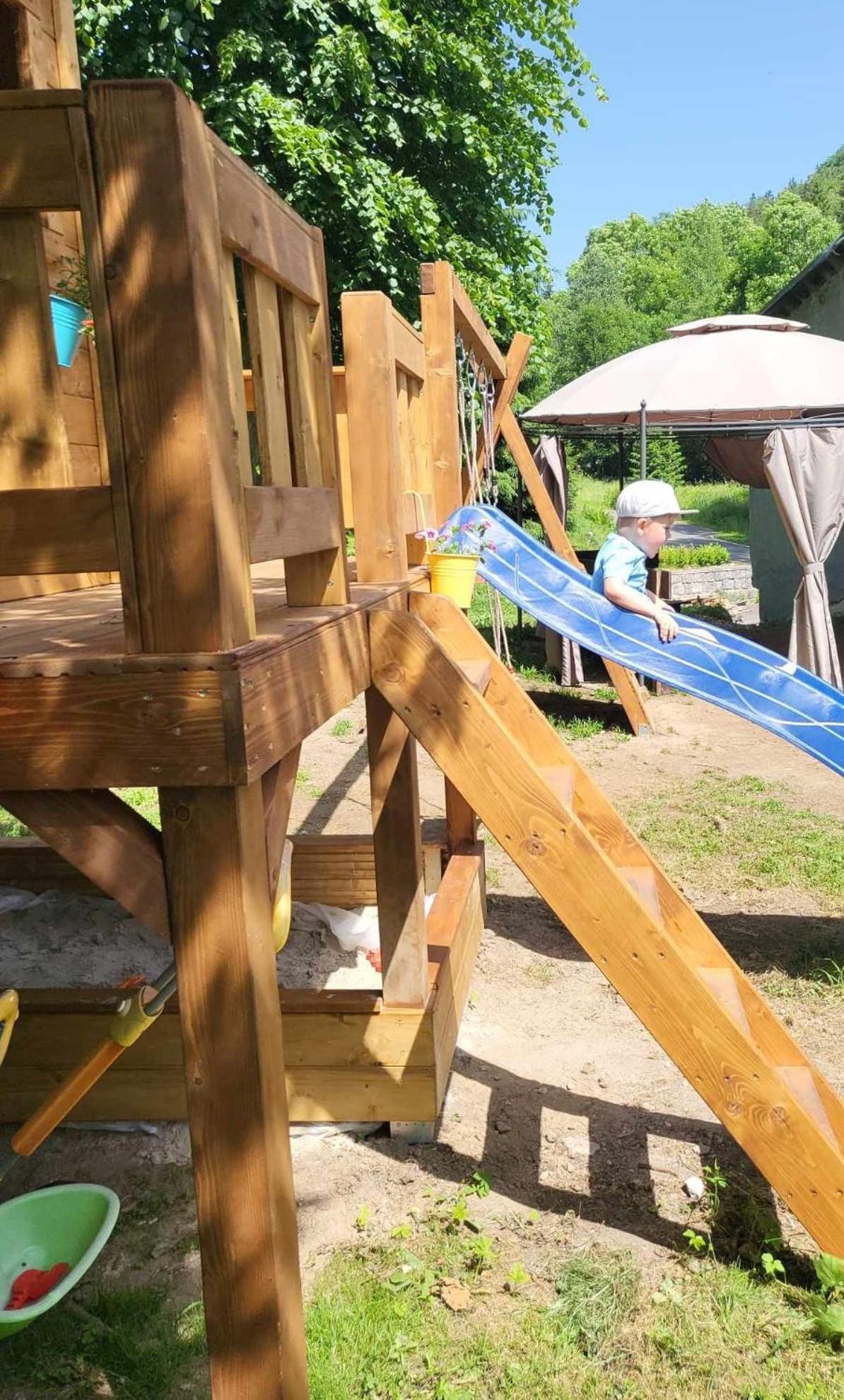 Apartman Pod Marianskou Horou Desna  Luaran gambar