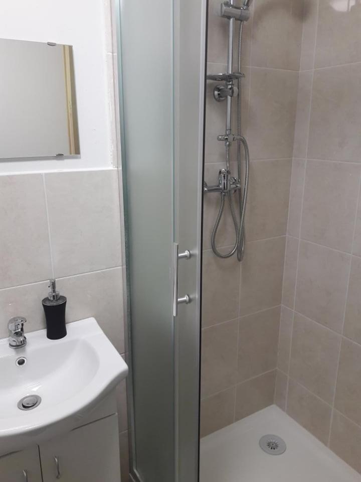 Apartman Pod Marianskou Horou Desna  Luaran gambar
